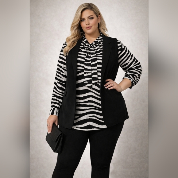 Worthington Tops - Worthington Black and White Zebra Print Blouse XXL